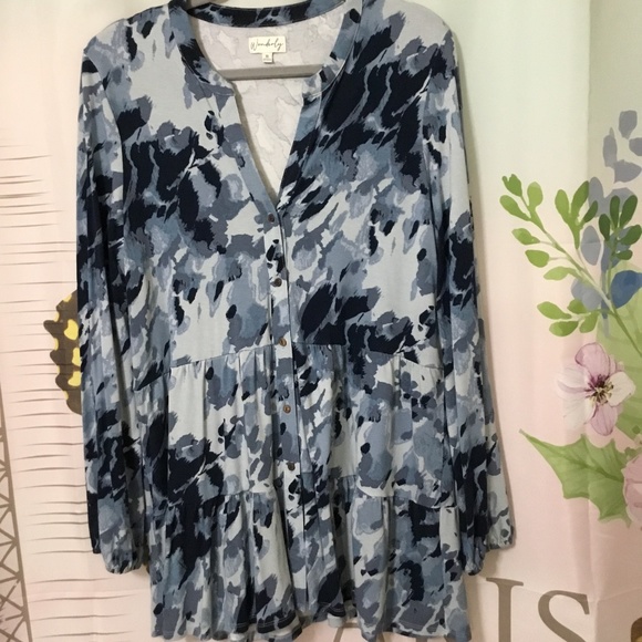 Wonderly Blue XL Knit Tiered Shirt~Button-up Front - Picture 1 of 6